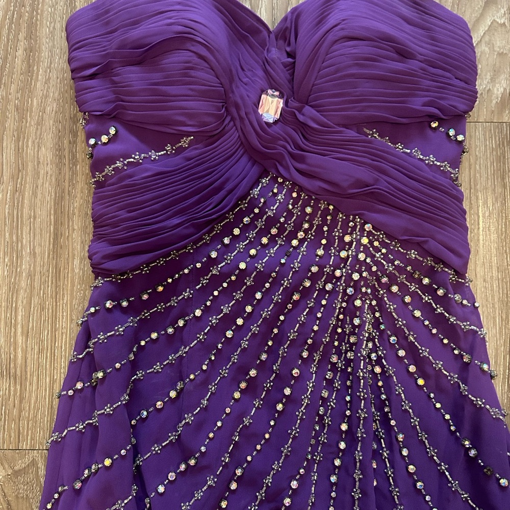 Y2K/McBling Purple Strapless Dress with Beaded Design
